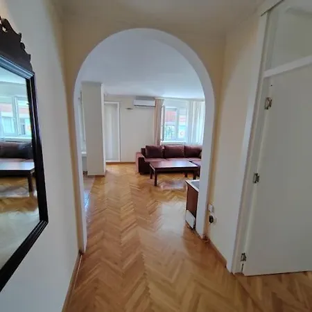 Two Bedroom Milesevska By Magenta Apartment